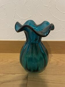 ガラス花瓶　フラワーベース　花器