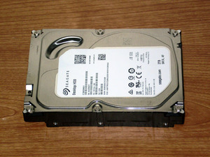 ★ 2TB ★ Seagate 【 ST2000DM001 】 F/W：CC26　良品 ★TE8