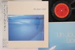 LP Lion Un Jour 28AH2212 CBS SONY /00260