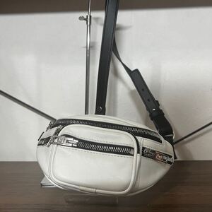 Alexander Wang ボディバッグ ホワイト ウエストポーチ