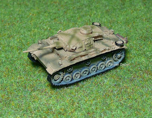 ●完成品1/144 III号戦車Ｋ型,”指揮型３号戦車！”,カモフラージュ塗装,ドイツ,WW2