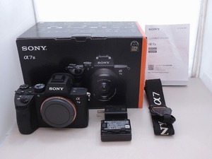 ソニー SONY ミラーレス一眼カメラ フルサイズ α7 III (ILCE-7M3K)