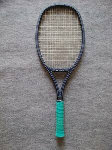 YONEX　テニスラケット　長さ６８ｃｍ、幅２５・２ｃｍ　カバーケース付き　札幌市中央区で手渡しの場合は送料無料