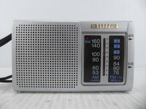 ★☆aiwa ワイドFM受信OK FM/AMコンパクトラジオ CR-AS17 動作品 オマケ新品電池付き☆★