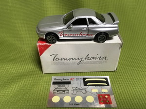 トミカ ツインカムズTWIN CAMS特注■No.20 日産ニッサン スカイラインGT-R トミーカイラTommy Kaira (シール貼付け済み)シルバー 中古