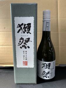 未開栓　旭酒造株式會社　獺祭　磨き三割九分　純米大吟醸　清酒　16度　720　お酒　元箱付き　①