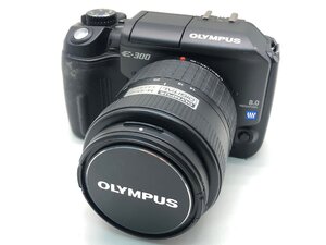 OLYMPUS E-300 ZUIKO DIGITL 14-45mm 1:3.5-5.6 デジタル一眼レフカメラ ジャンク 中古【UW120590】●