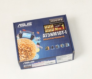 新品　ASUS AT5NM10T-I　マザーボード Intel NM10 Intel Atom D525 Mini ITX 　