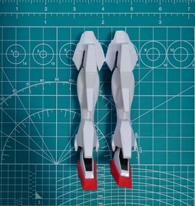 HG　ラファエルガンダム　脚部