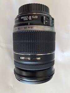 CANON キャノンズームレンズ　　　EF-S 18-200mm 極美品　