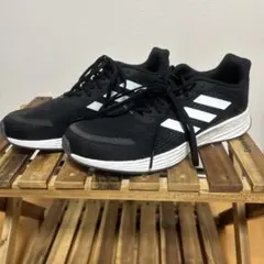 adidas ランニングシューズ 黒