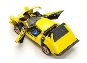 京商 1/18 LANCIA STRATOS HF (yellow) リニューアル再生産品