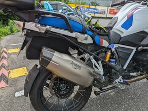 BMW1250GS ＫandＨ シート前後　トリコロール　おまけ付き