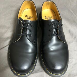 【返品OK】★ドクターマーチン　サイズ　UK7　US8　約26㎝　11838　3ホール　ブラック　【Dr.Martens 】