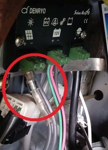 ④車のバッテリ－と車載バッテリ－の接続が可能。電流逆流防止 ダイオード10A 1000V ２個セット。