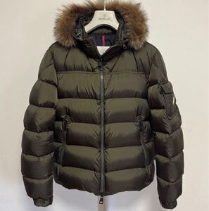 極美品 MONCLER モンクレール MARQUE マルク 国内正規品 カーキ サイズ2 M〜L リアルコヨーテファー 検MAYAF 