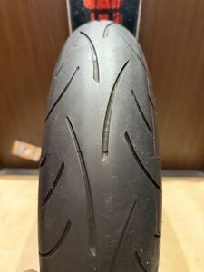 中古MCタイヤ DUNLOP SPORTMAX D214 120/70ZR17 ダンロップ スポーツマックス 120 70 17 4921 M3596