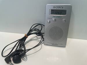 ☆すぐ使える! 乾電池式! SONY ポケットラジオ SRF-M807 FM AM ラジオ イヤホン付き MEGABASS ポータブルラジオ 【B17056TY】