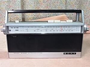  SONY【EFM-117(J)】エサキダイオード トランジスターラジオ 選局 ボリュームが良好です 昭和39年発売 貴重なラジオです 管理22060558