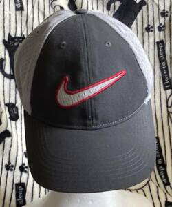 訳あり格安♪ローキャップ♪[NIKE LEGACY9I DRI-FIT ナイキ]帽子CAP/フリーサイズ/ツートーンカラー/男女OK/ユニセックス/スナップバック