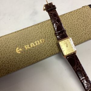 RADO 腕時計　ブラウン　上品 レディース　ゴールド　四角　お洒落　（い90