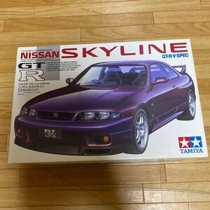 タミヤ☆プラモデル☆1/24☆スカイライン GT-R Vスペック☆送料660円