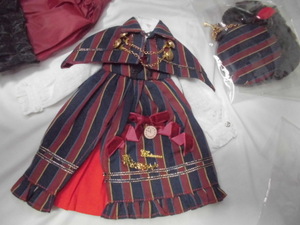 DOLK SERECT Uniform of girl school (Red)　４０ｃｍクラス　１／４ドール用　制服　ＭＳＤ／ＳＤＭとてもキツイ　ＭＤＤ？　中古