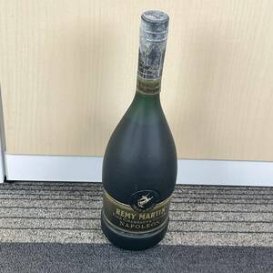 【T1117】同梱不可※２０歳未満の者に対する酒類の販売はしません レミーマルタン ナポレオン ブランデー 700ml 40% 