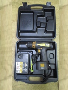 National　松下電工　EZT108　充電ドリルドライバー　充電器　ケース付き　　　（O）