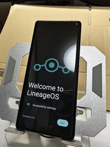 Motorola X40 XT2301-5 BLU済み LineageOS 傷あり