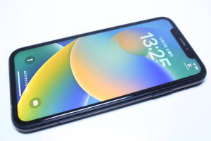 【SIMロック解除済】iPhone XR/64GB〈MT002J/A〉A2106 ⑤