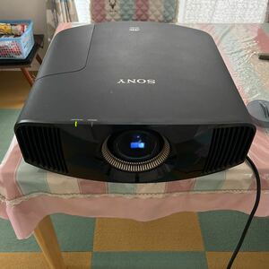 《中古》SONY 4K SXRD ビデオプロジェクター VPL-VW515 