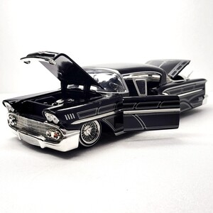 ギミック多数 1/24 Jada Toys シボレー インパラ 1958 ローライダー Row rider エンジン再現 アメ車 V8 Chevy IMPALA CHEVROLET 1円 111737