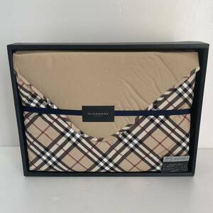 訳有【送料無料】BURBERRY/バーバリー/正規品/新品未使用/羽毛ひざ掛け/膝掛け/ノバチェック/ダウン70%/フェザー30%/西川産業株式会社(179y