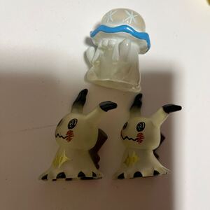 ポケモン　指人形　クリア　ミミッキュ　ウツロイド　３点セット