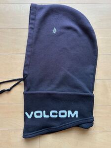 送料無料 匿名発送 USED VOLCOM ボルコム フードウォーマー 黒