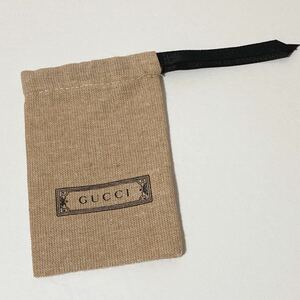 グッチ「GUCCI」小物用保存袋（4466) 正規品 付属品 内袋 布袋 巾着袋 巾着ポーチ ライトブラウン 布製 7×11.5cm アクセサリーにも