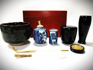 【睦】野点 朱 茶箱 天然木 本漆器 抹茶茶碗 振出 棗 香合 茶巾筒 茶筅筒 羽箒 茶匙 全8点■