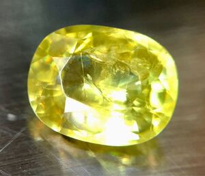 非加熱 天然ライムカラースフェン 1.54 Ct カラット