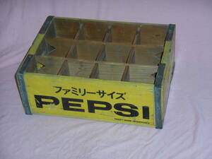 古い木箱★ペプシコーラ・ファミリーサイズ１９７２年★企業物・非売品