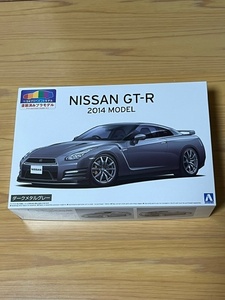 【未組立品】アオシマ プリペイント 1/24 ニッサン R35 GT-R 