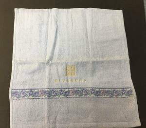 ※配送料無料※　＜未使用＞　GIVENCHY（ジバンシィ）　ハンドタオル