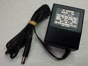 ■即決! ACアダプター DC9V 200mA センターマイナス 外径5.4mm,内径2.0mm MODEL-700 134-001A ★ 動作品 ★