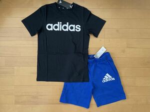 新品★送料込み!!★adidasアディダス★150★快適!!半袖Ｔシャツ(ブラック 黒)・パフプリントロゴ!スウェットパンツ(ブルー 青)★上下★即決