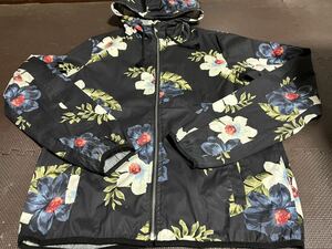 新品同様ZARA MAN黒地花柄パーカージャンパー　サイズ38