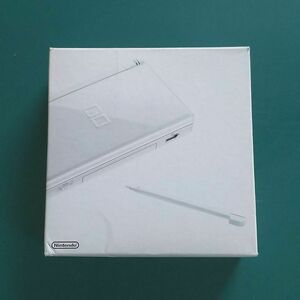 【中古・美品】ニンテンドーDS Lite Crystal White 40