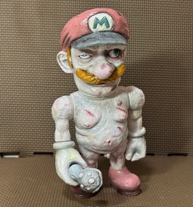 kaiju tan カイジュウタン　Mad Mario bro Crazy Pink ソフビ