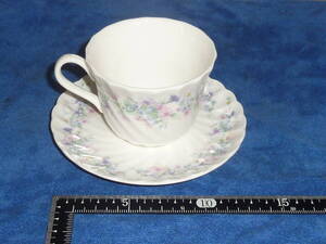 WEDGWOOD ウェッジウッド ANGELA アンジェラ カップ &ソーサー １客　中古