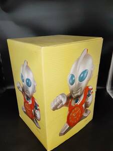 ta0824/02/30 ジャンク 経年品 同梱不可 ウルトラマンパワード めざまし時計 1円スタート 1スタ