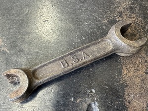 108012 ヴィンテージ　「BSA」　スパナ　工具　英国 MADE IN ENGLAND ツール　工具　旧車　ビンテージ　クラシック　アンティーク